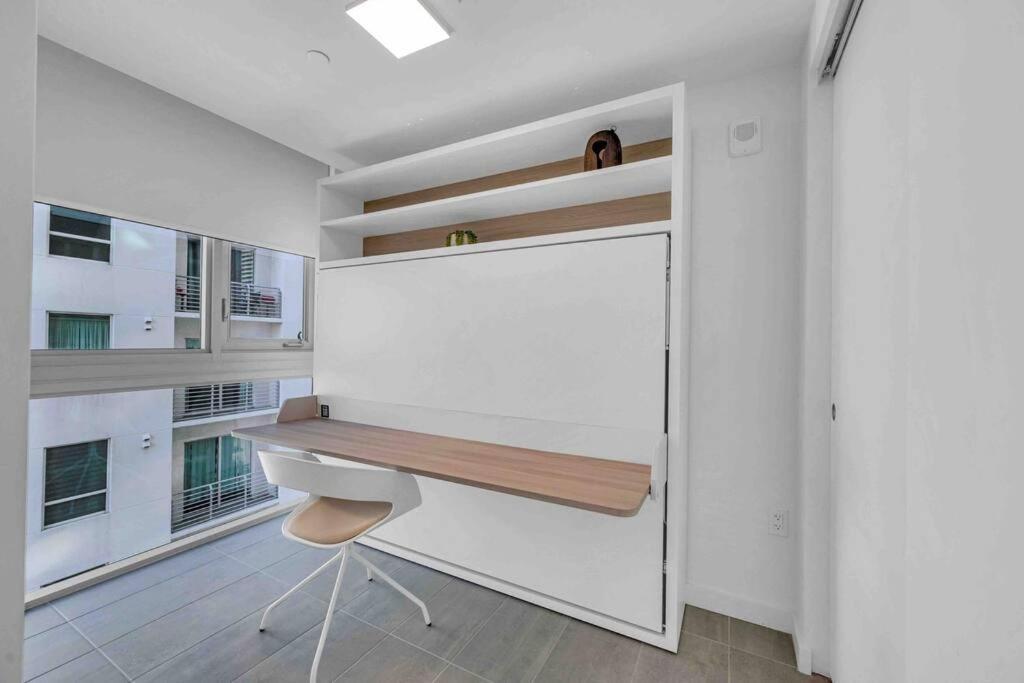 Breathtaking 1Br In The Heart Miami Lägenhet Exteriör bild