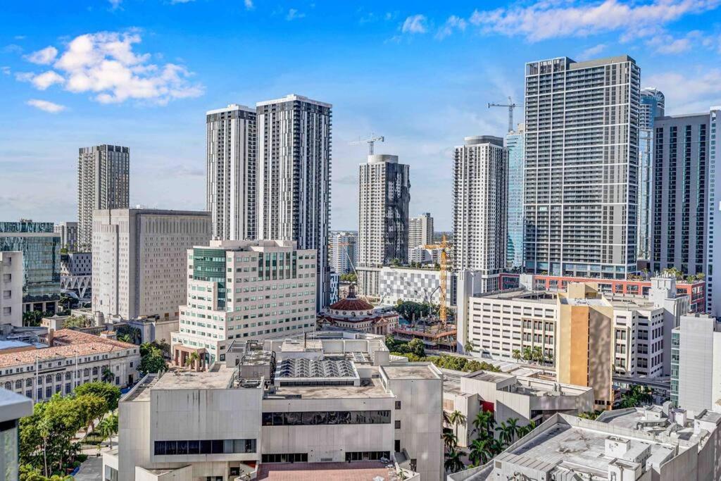 Breathtaking 1Br In The Heart Miami Lägenhet Exteriör bild